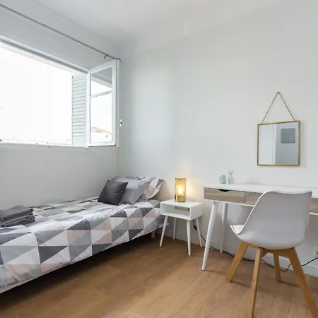 Ultra Central Large 2 Bdr Near Massena Square Nice Exterior photo